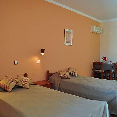 Sandys Studios Apartments And Log Villas Psalidi  Extérieur photo