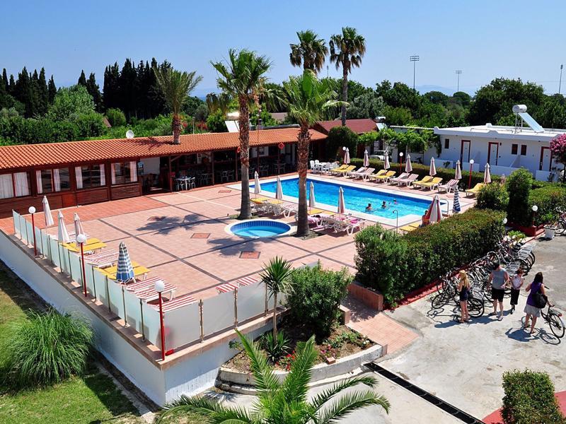 Sandys Studios Apartments And Log Villas Psalidi  Extérieur photo